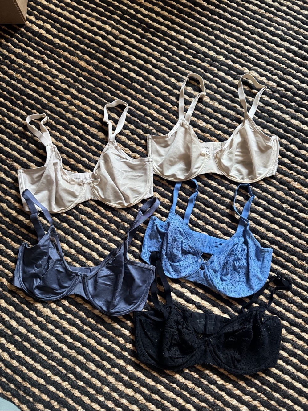 SOMA Seamless Underwire Bra Bundle